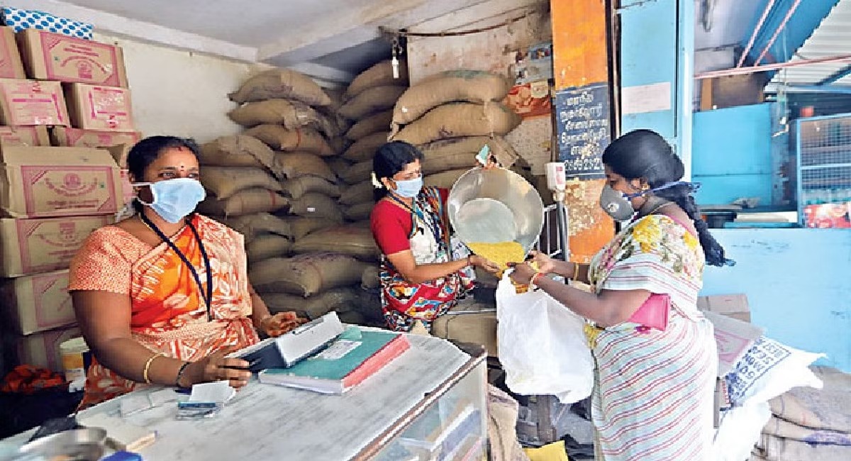  இந்த திட்டம் சென்ற வாரம் காஞ்சிபுரம் மாவட்டத்தில் முதற்கட்டமாக அறிமுகப்படுத்தப்பட்டது. இந்நிலையில், தமிழகம் முழுவதும் மே மாதத்திற்குள் இந்த திட்டம் அமலுக்கு வரும் என தெரிவிக்கப்பட்டுள்ளது.