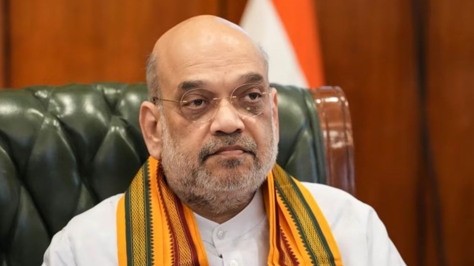 கர்நாடகாவில் பாஜகவுக்கு பின்னடைவு... அமித்ஷா அவசர ஆலோசனை..!