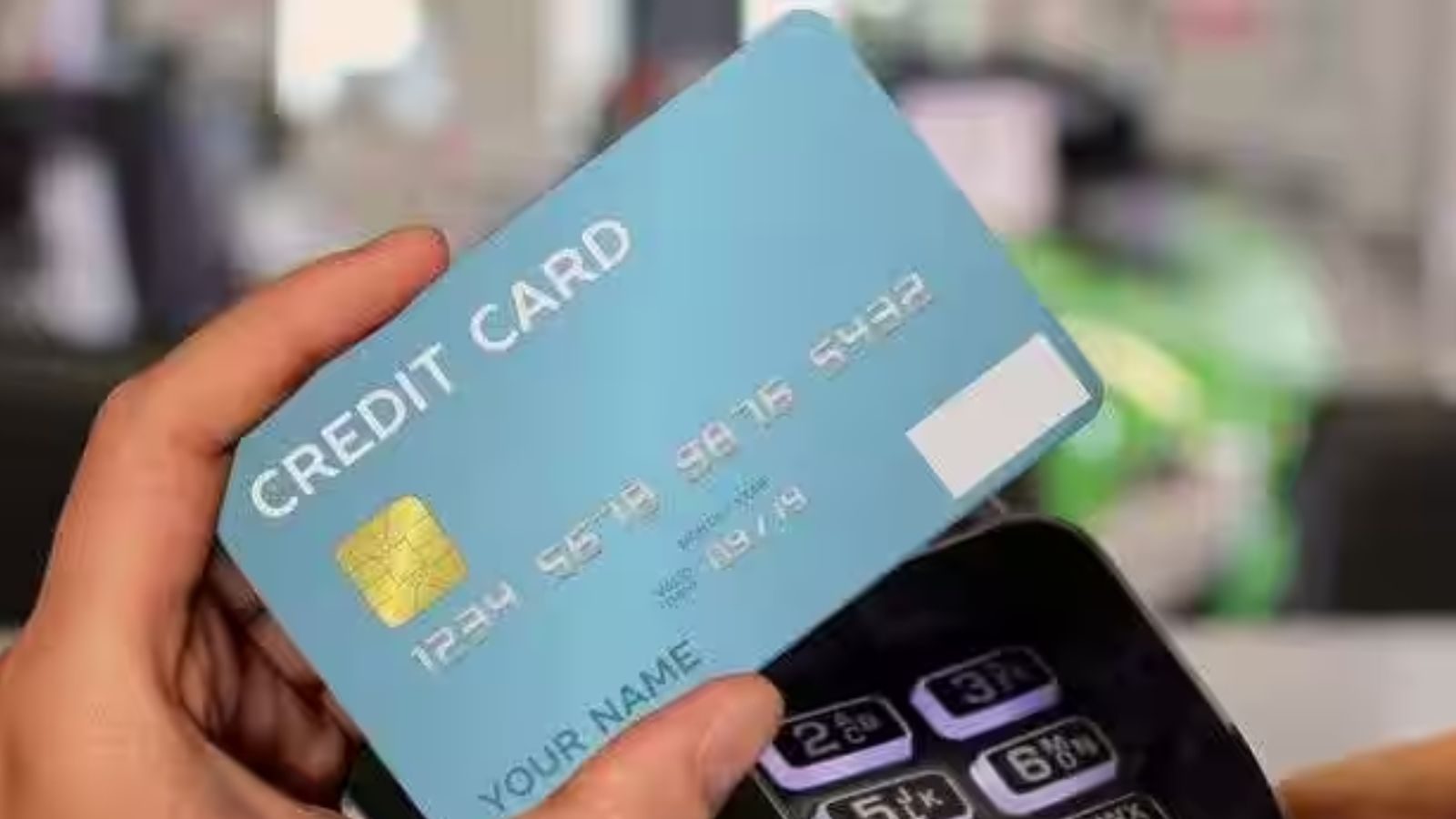 உஷார்... கிரெடிட் கார்டில் இத்தனை கட்டணங்கள் வசூலா...? வாங்கின பிறகுதான் தெரியுமாம்...!