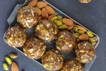 குழந்தைகளுக்கான ட்ரை ஃப்ரூட்ஸ் லட்டு செய்முறை!!