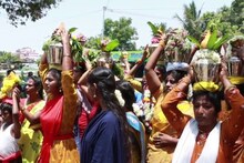 கோவை தொட்டிபாளையம் முத்து மாரியம்மன் கோயிலில் சித்திரை திருவிழா கோலாகலம்! 