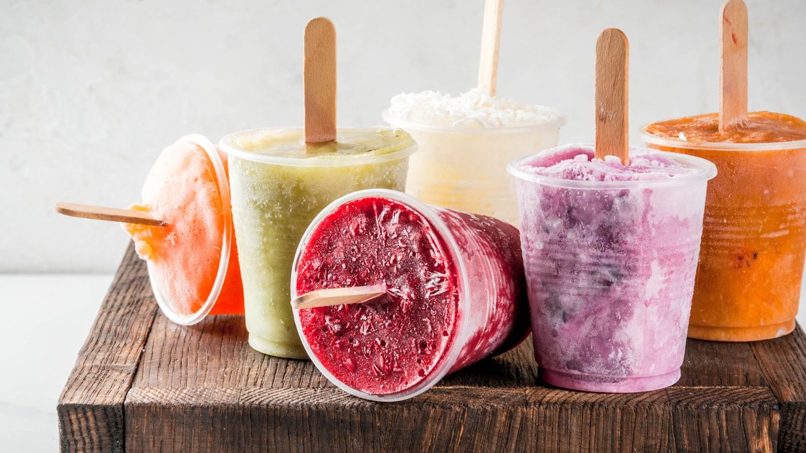 கோடைக்காலம் என ஐஸ்க்ரீம் நிறைய சாப்பிடுறீங்களா..? காத்திருக்கும் ஆபத்துகளை தெரிஞ்சுக்கோங்க..!