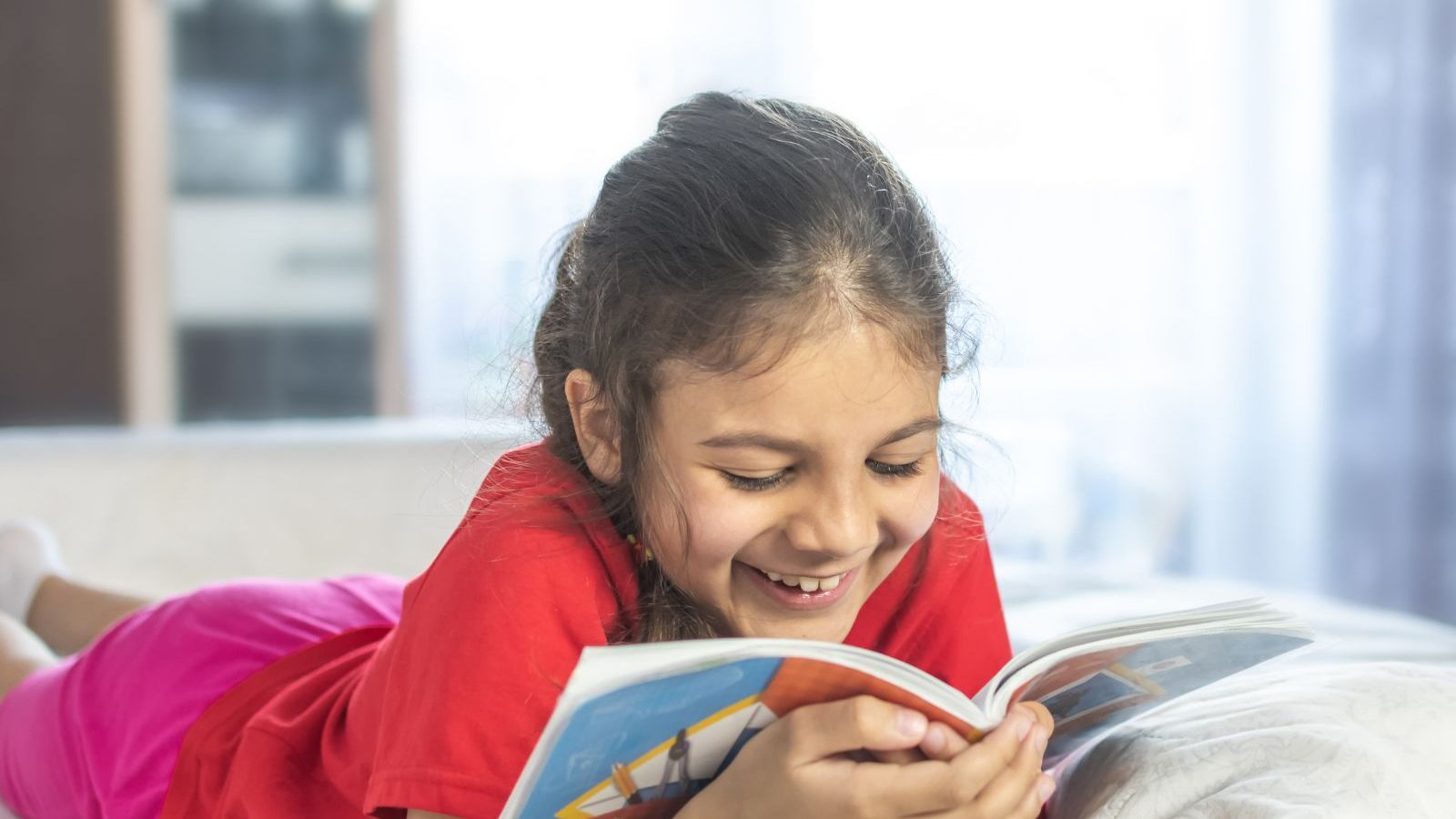 குழந்தைகளுக்கு புத்தகங்களின் மீது ஆர்வம் வர வைக்க உதவும் 5 வழிகள்..!