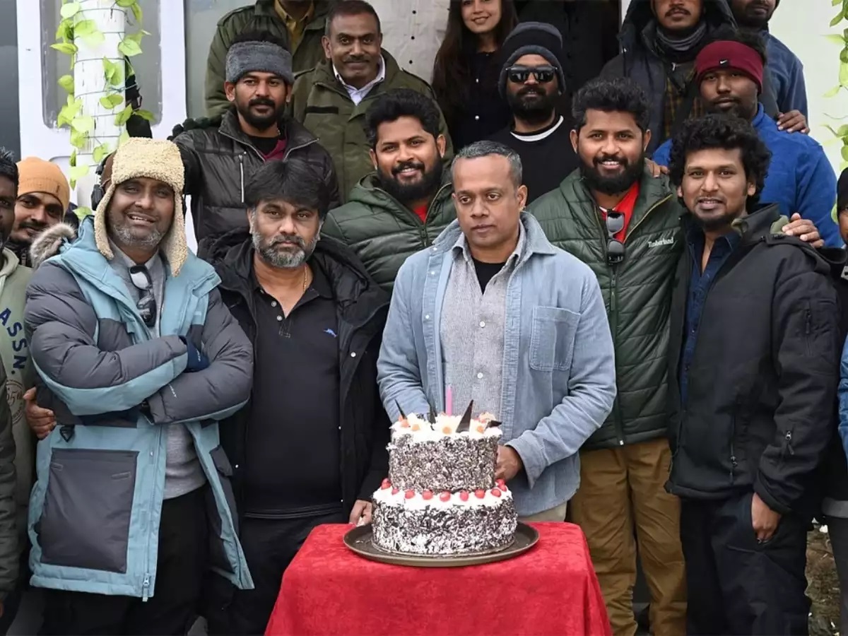  இதில் விஜய்யுடன் முழு படத்திலும் வருவேன் என சமீபத்தில் ஒரு பேட்டியில் கௌதம் மேனன் அப்டேட் வழங்கினார்.
