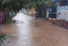 Madurai Weather Update : மதுரையில் பலத்த காற்றுடன் பெய்த கோடை மழை..!