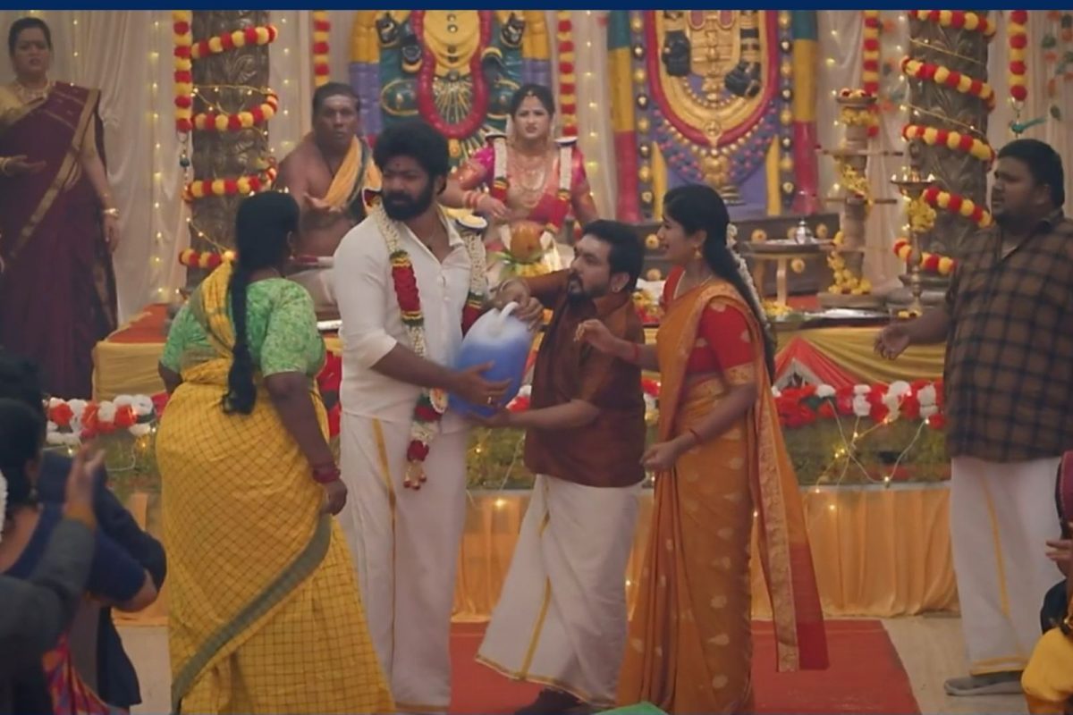 மீனாட்சி பொண்ணுங்க