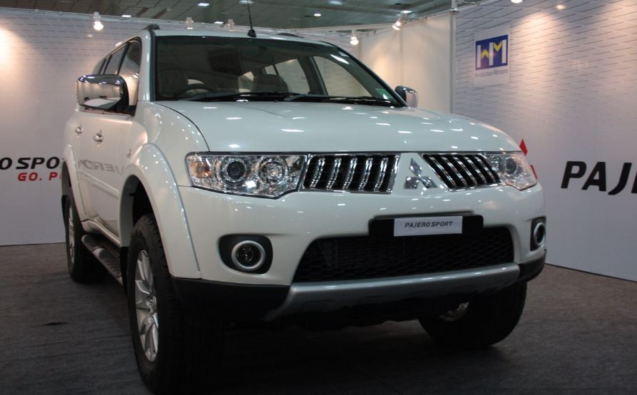  Lancer Pajero மாடல் கார்களை போலவே Mitsubishi கார்களுக்கென தனி ரசிகர் பட்டாளமே இருந்தது. ஆனால் புதிய கார் உற்பத்தியாளர்களுக்கு ஏற்ப சந்தையில் ஈடு தர முடியாத காரணங்களால் 2016ல் பாசஞ்சர் கார்களை நிறுத்தியது Mitsubishi நிறுவனம்.