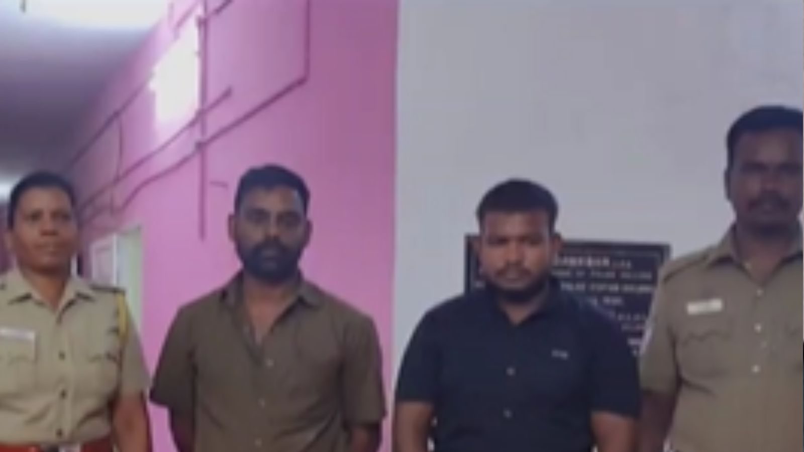 வேலைக்கு கேட்டு வந்த பெண்ணுக்கு பாலியல் தொல்லை.. வேலூரில் அதிர்ச்சி சம்பவம்