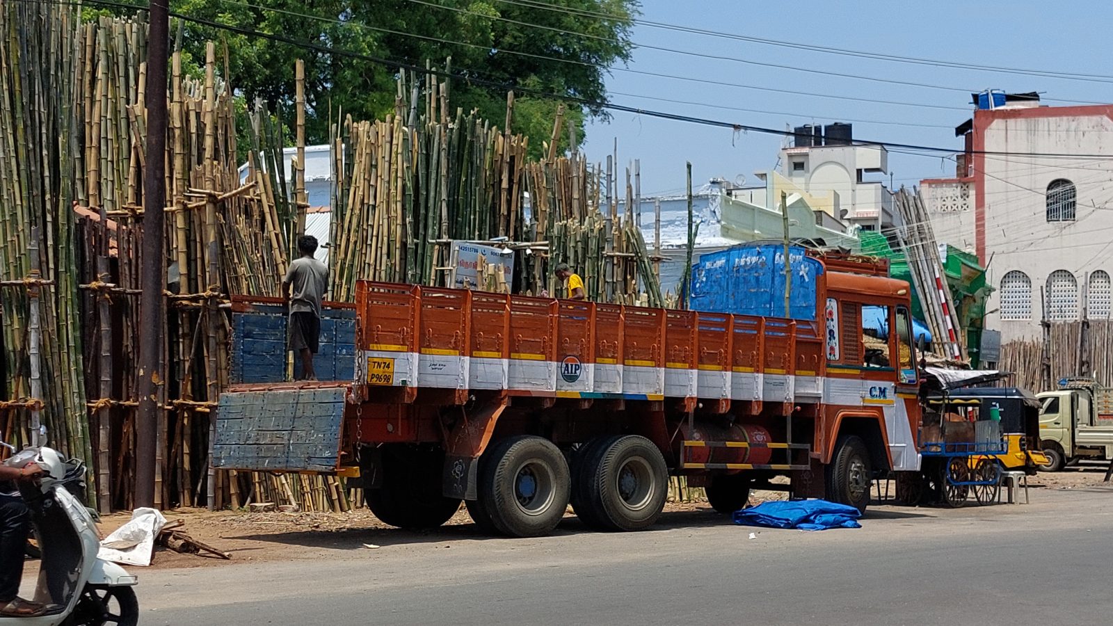 50 ஆண்டு கால பரம்பரை தொழில்.. மதுரை மூங்கில் கடை தெரு பற்றி தெரியுமா? கள்ளழகர் மண்டகப்படி கடையானது எப்படி?