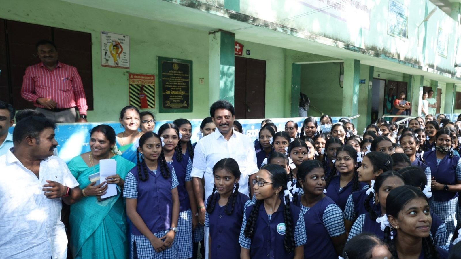 11ஆம் வகுப்பு பொதுத்தேர்வு ரத்தாகுமா...? அமைச்சர் அன்பில் மகேஸ் அளித்த விளக்கம்..!