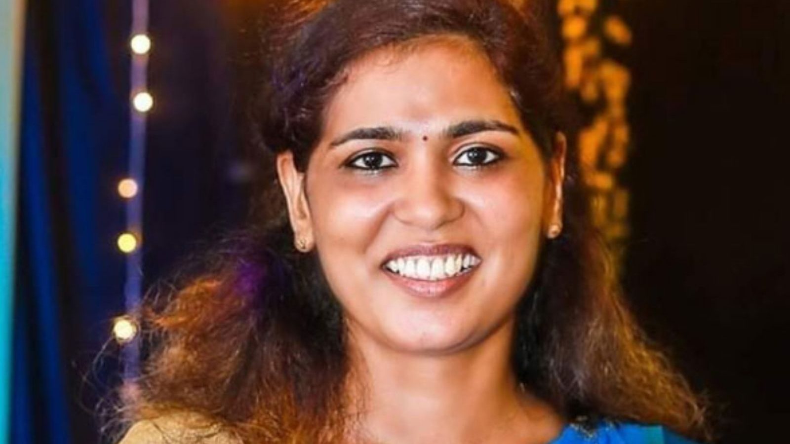 ”நிர்வாணம் வேறு... ஆபாசம் வேறு...” ரெஹானா பாத்திமா வழக்கில் உயர்நீதிமன்றம் பரபரப்பு தீர்ப்பு...!