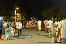 திருப்பரங்குன்றத்தில் வைகாசி விசாக பௌர்ணமியை முன்னிட்டு கிரிவலம் சென்ற பக்தர்கள்
