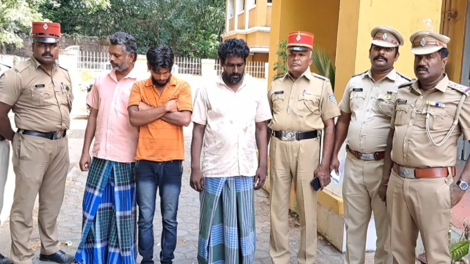 “அச்சம் கொடுத்த அமாவாசை.. திட்டம் போட்டு அரங்கேறிய கொள்ளை ”- புதுச்சேரியில் சிக்கிய திருடர்கள்