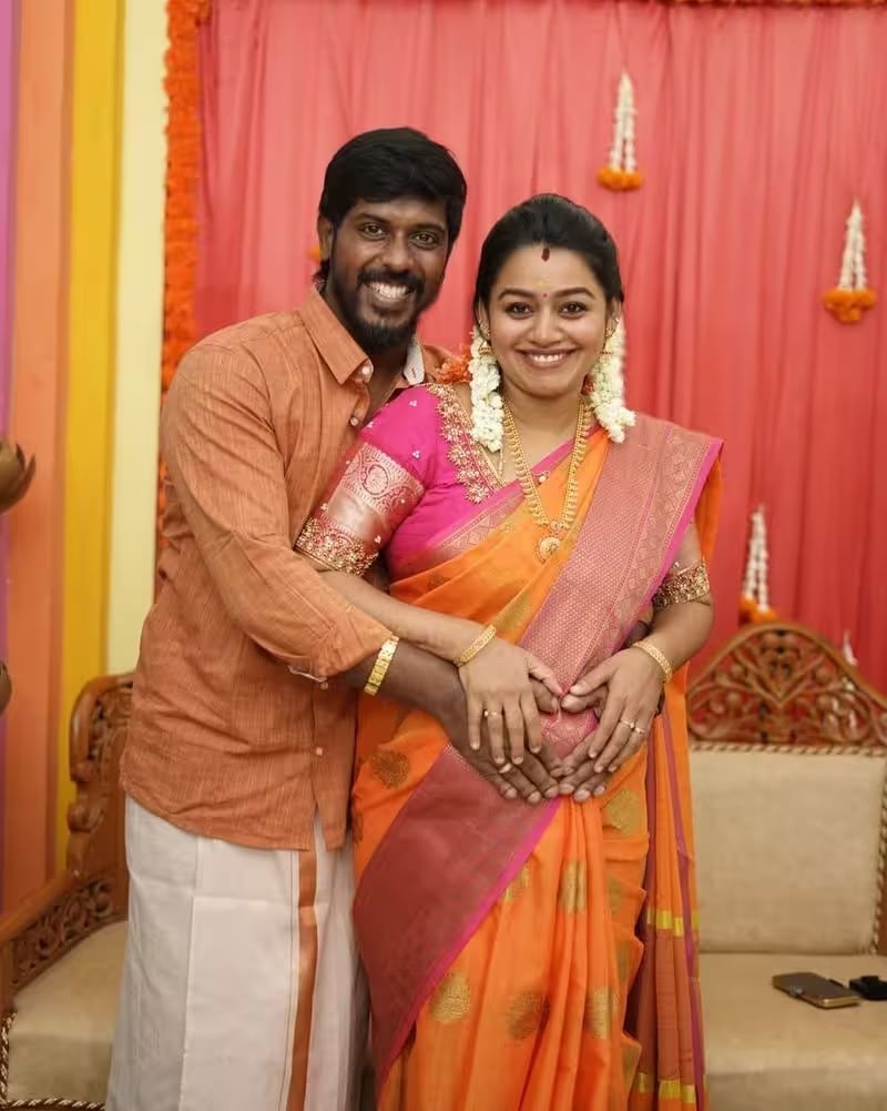 Yuva Raj 12 வருடங்களுக்குப் பிறகு கர்ப்பமான காயத்ரி யுவராஜ்! – News18 தமிழ்