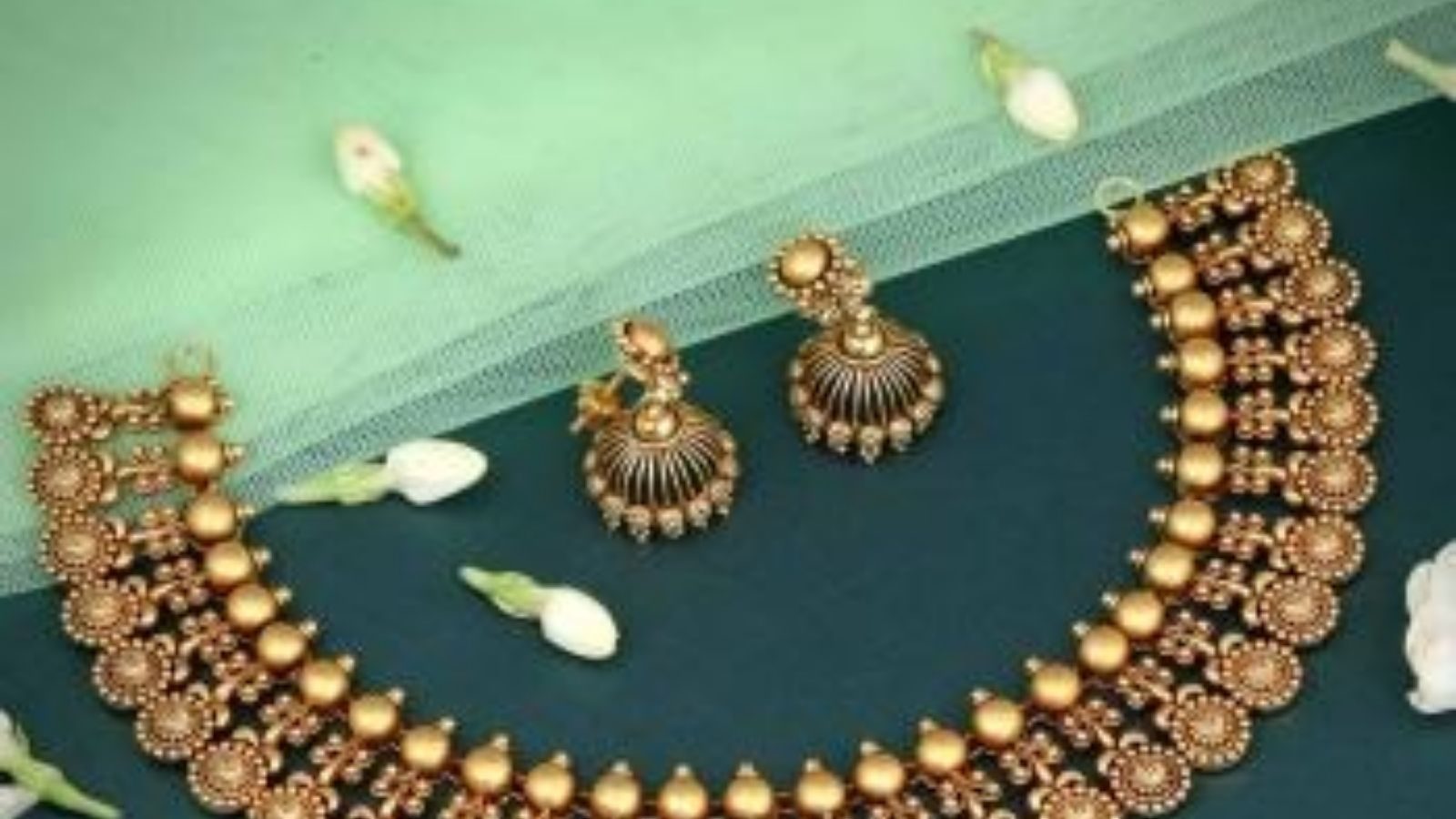 Gold Rate Today | நகை வாங்க இதுதான் சரியான நேரம்.. குறைந்தது தங்கம் விலை.. இன்றைய நிலவரம் என்ன?