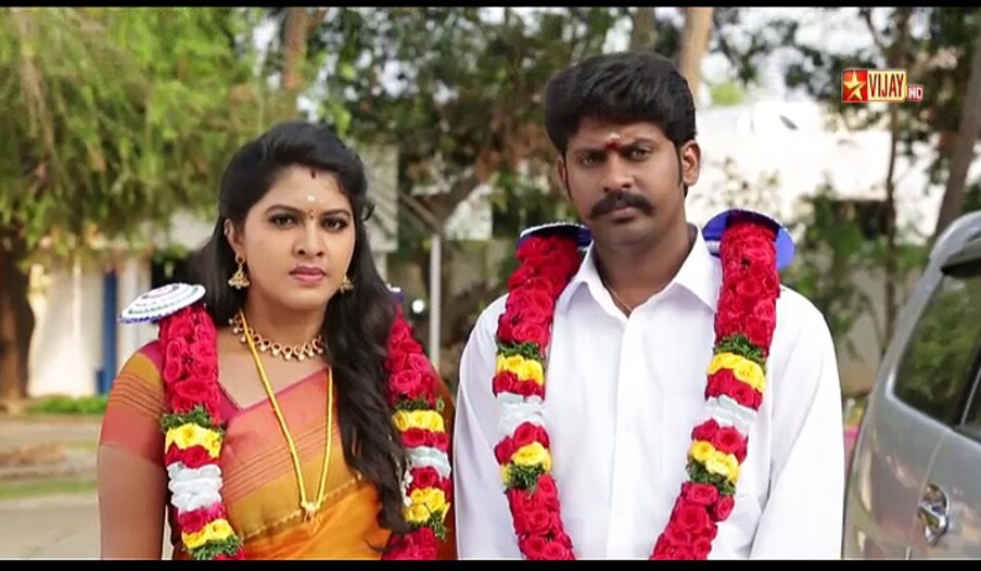  அதன் பின் சரவணன் மீனாட்சி தொடரின் 2 ஆம் பாகத்தில் நடித்த  ரச்சிதாவுக்கு அந்த சீரியல் மாபெரும் பெயரை பெற்று கொடுத்தது.