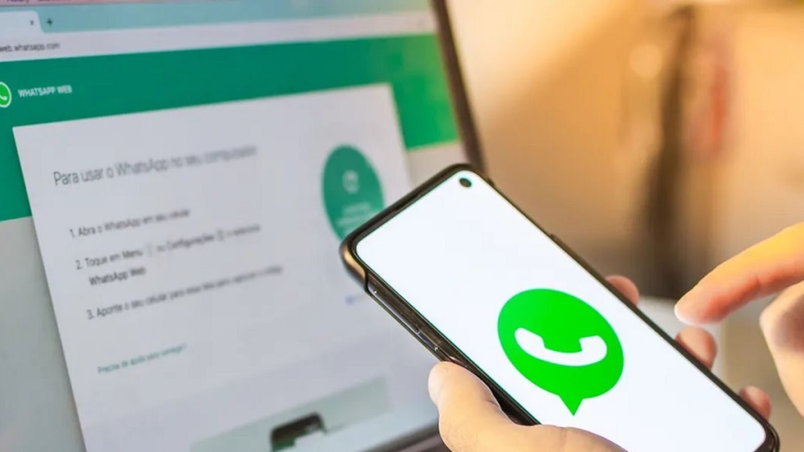 வாட்ஸ் அப் வழியாக இப்படியும் மோசடி.. உஷாராக இருப்பது எப்படி?