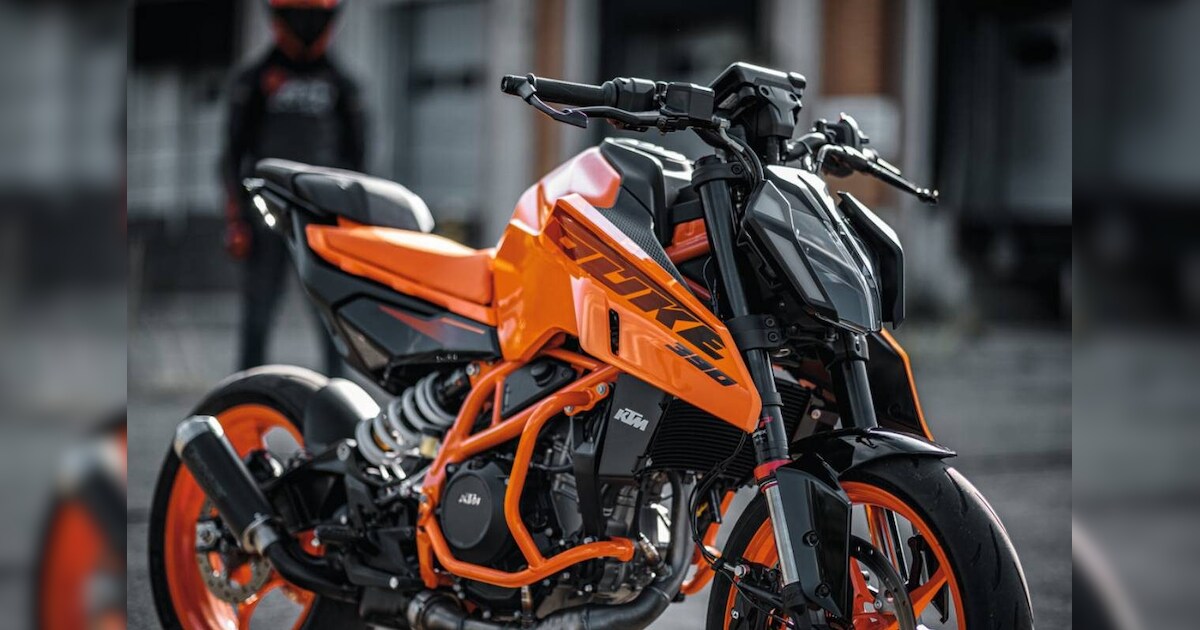 மாஸ் காட்டும் 2024 KTM 390 Duke-ன் புதிய மாடல்..