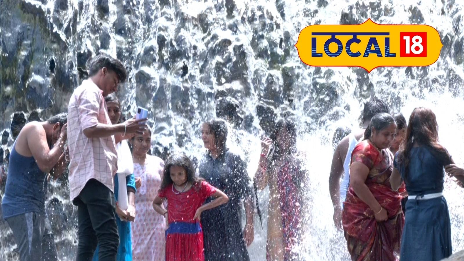 மீண்டும் திறக்கப்பட்ட 'கோவை குற்றாலம்' - சுற்றுலா பயணிகளுக்கு ஹேப்பி நியூஸ்!