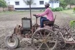 பம்செட் மெஷின் இன்ஜின் மூலம் டிராக்டரை உருவாக்கிய விவசாயி