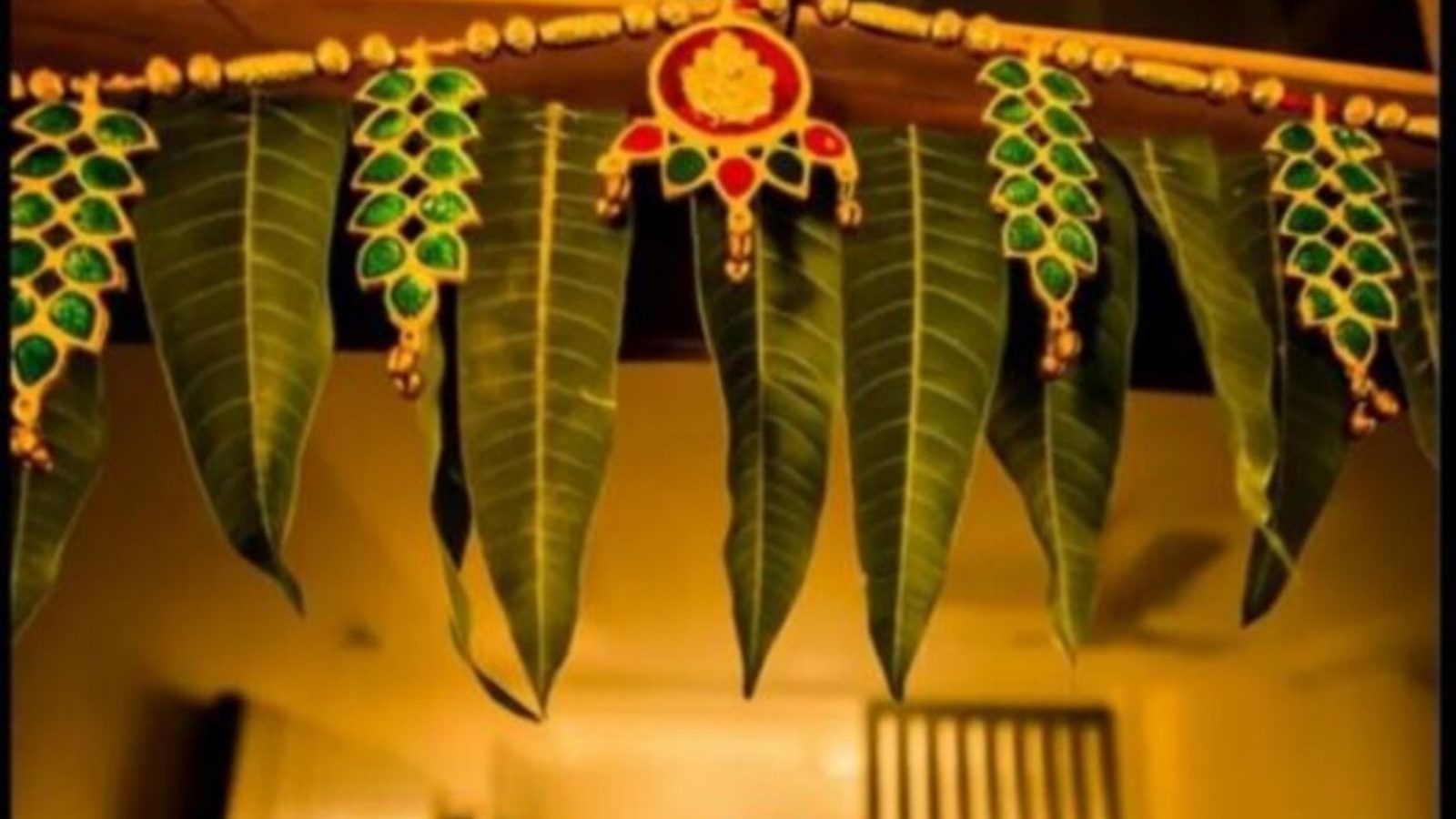 மா இலை பூஜை முதல் வாசல் மாலை வரை.. வாஸ்து சொல்லும் மாவிலை தகவல்கள்!