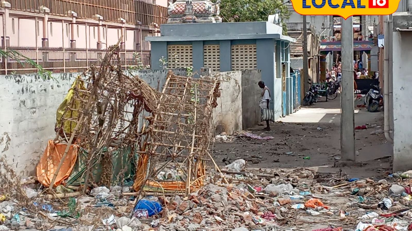 ராமேஸ்வரத்தில் குவிந்து கிடக்கும் குப்பை கழிவுகள்.. கருப்பண்ணசாமி கோயிலுக்கு வரும் பக்தர்கள் முகம் சுளிப்பு..