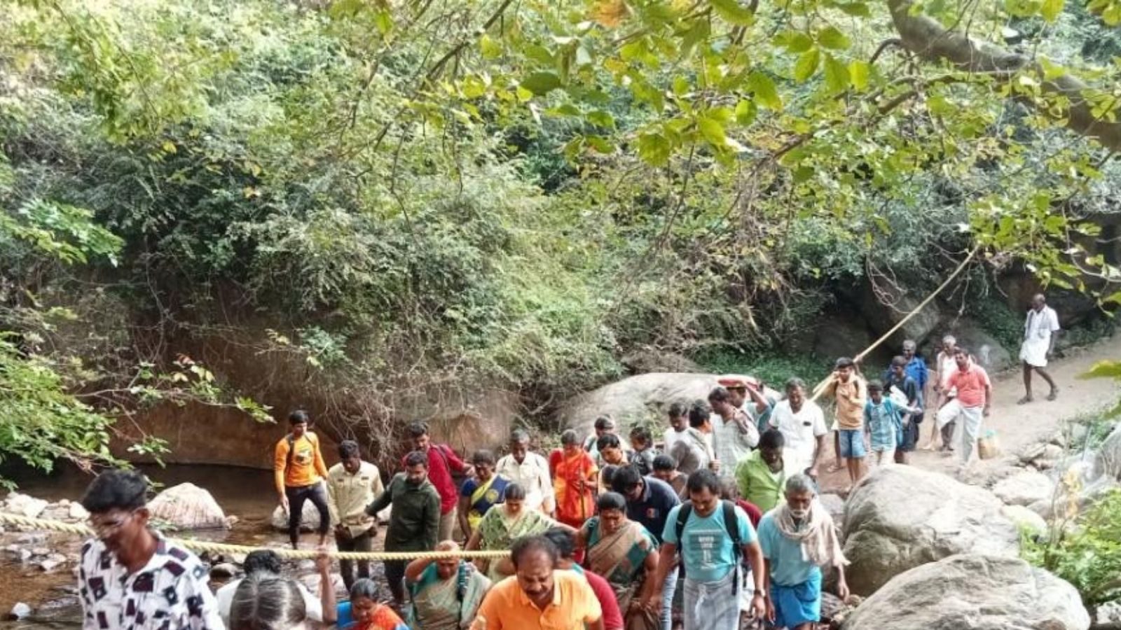 ஆடி அமாவாசை.. சதுரகிரி செல்ல பக்தர்களுக்கு 6 நாட்களுக்கு அனுமதி!