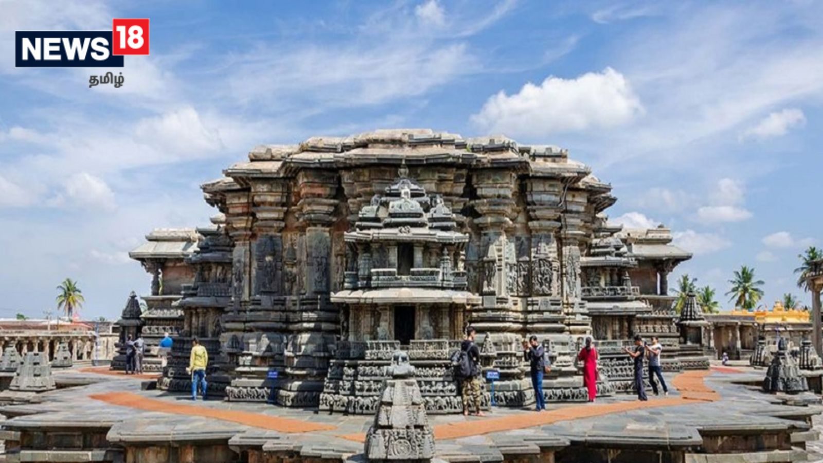 கோவில் கட்டிடக்கலையால் ஈர்க்கும் கர்நாடகாவில் மிஸ் பண்ணக்கூடாத கோவில்கள்