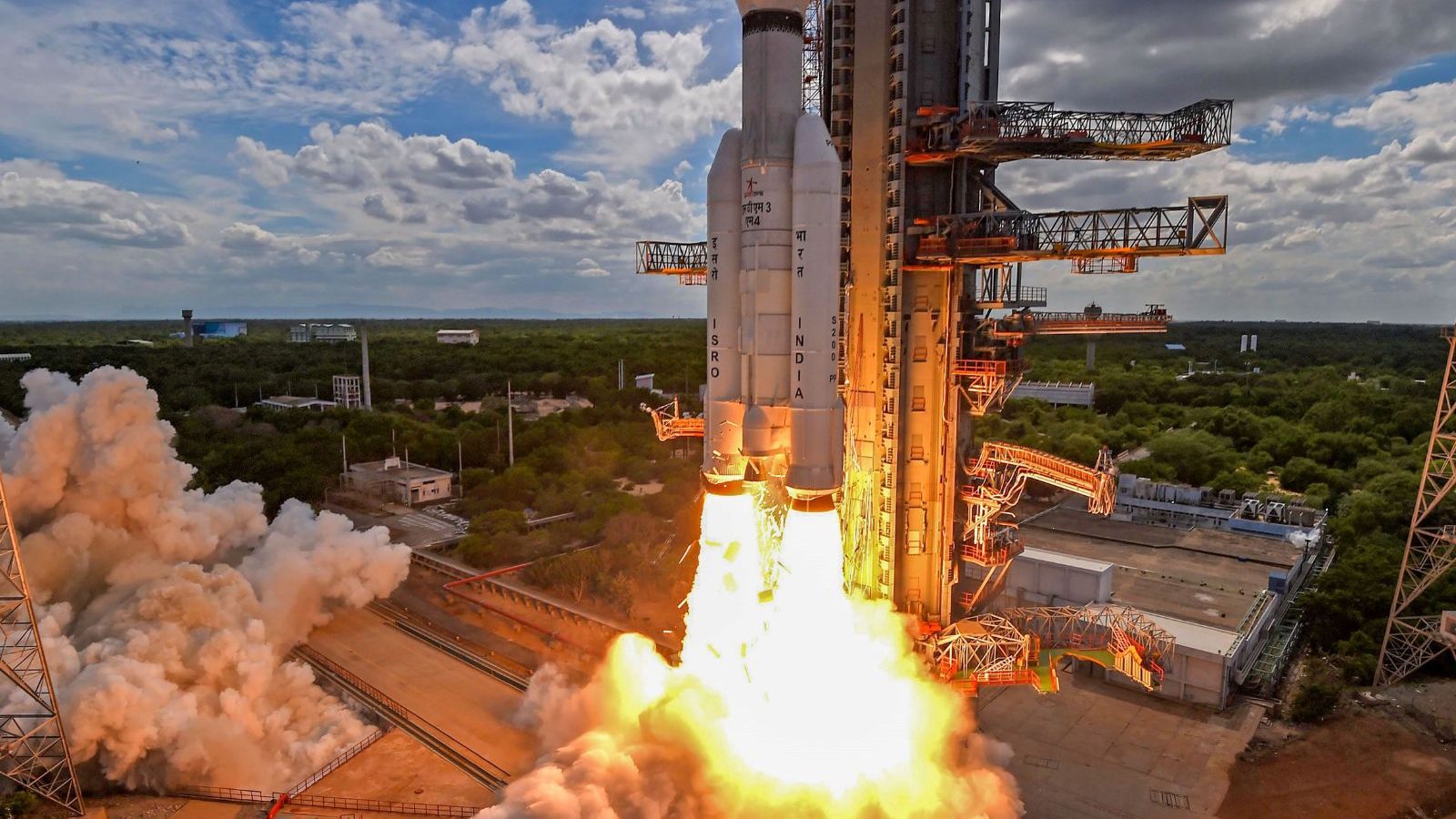 Aditya L-1 Live : இன்னும் சில நிமிடங்களில் சூரியனை நோக்கி பாய இருக்கும் ஆதித்யா எல்-1