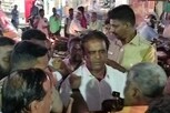 ஹெச்.ராஜா முன்னிலையில் பாஜக நிர்வாகிகள் கைகலப்பு.. சட்டை கிழிப்பு..