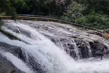 கும்பக்கரை அருவில்  வெள்ளப்பெருக்கு.. சுற்றுலா பயணிகளுக்கு தொடரும் தடை