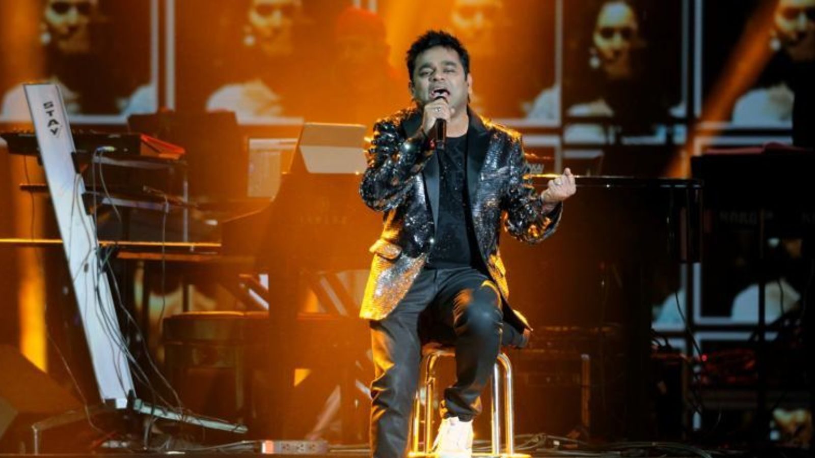 ஏ.ஆர்.ரகுமான் இசை கச்சேரியில் குளறுபடி.. ரசிகர்களிடம் மன்னிப்பு கேட்ட  நிறுவனம்