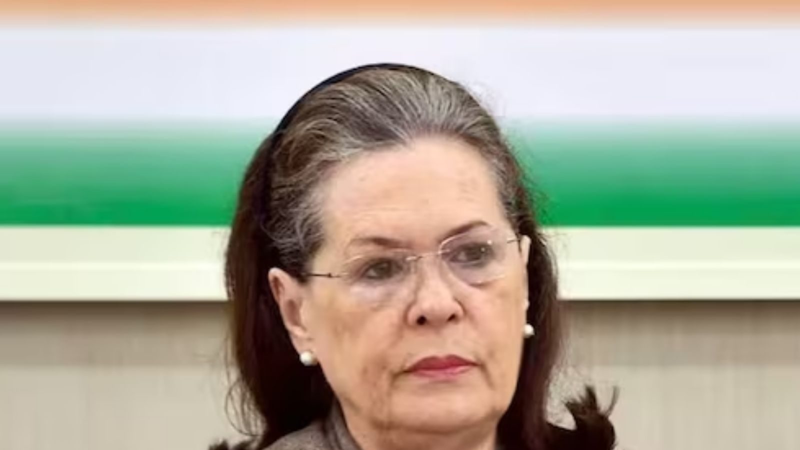 திடீர் உடல்நலக்குறைவு : சோனியா காந்தி மருத்துவமனையில் அனுமதி