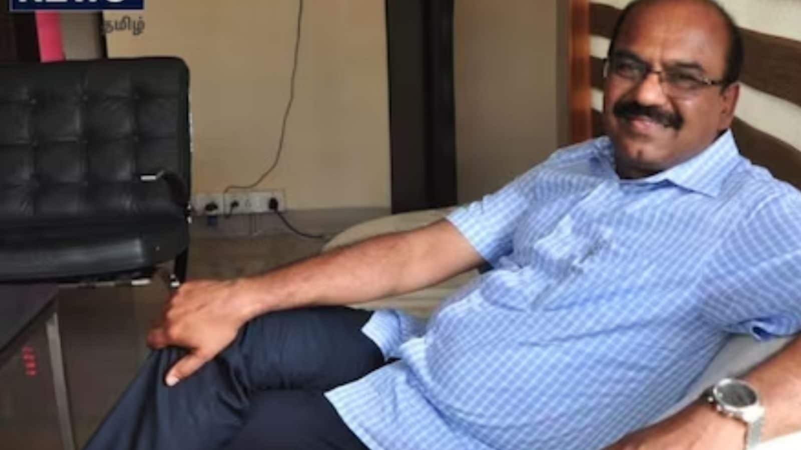 ஆயிரத்தில் முதலீடு செய்து கோடிகளை எடுத்த தமிழர்.. கோழி வளர்ப்பில் சாதித்தவரின் பாசிட்டிவ் ஸ்டோரி!