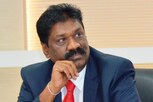 அன்று நடைபாதையில் துணி வியாபாரம்… இன்று பல நிறுவனங்களுக்கு ‘ராஜா’!