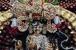 வருடத்தில் ஒரு நாள் மட்டுமே திறக்கப்படும் ராதா கோவில்..