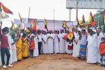 அரசு மருத்துவமனையில் அடிப்படை வசதிகள் கோரி தேமுதிகவினர் போராட்டம்