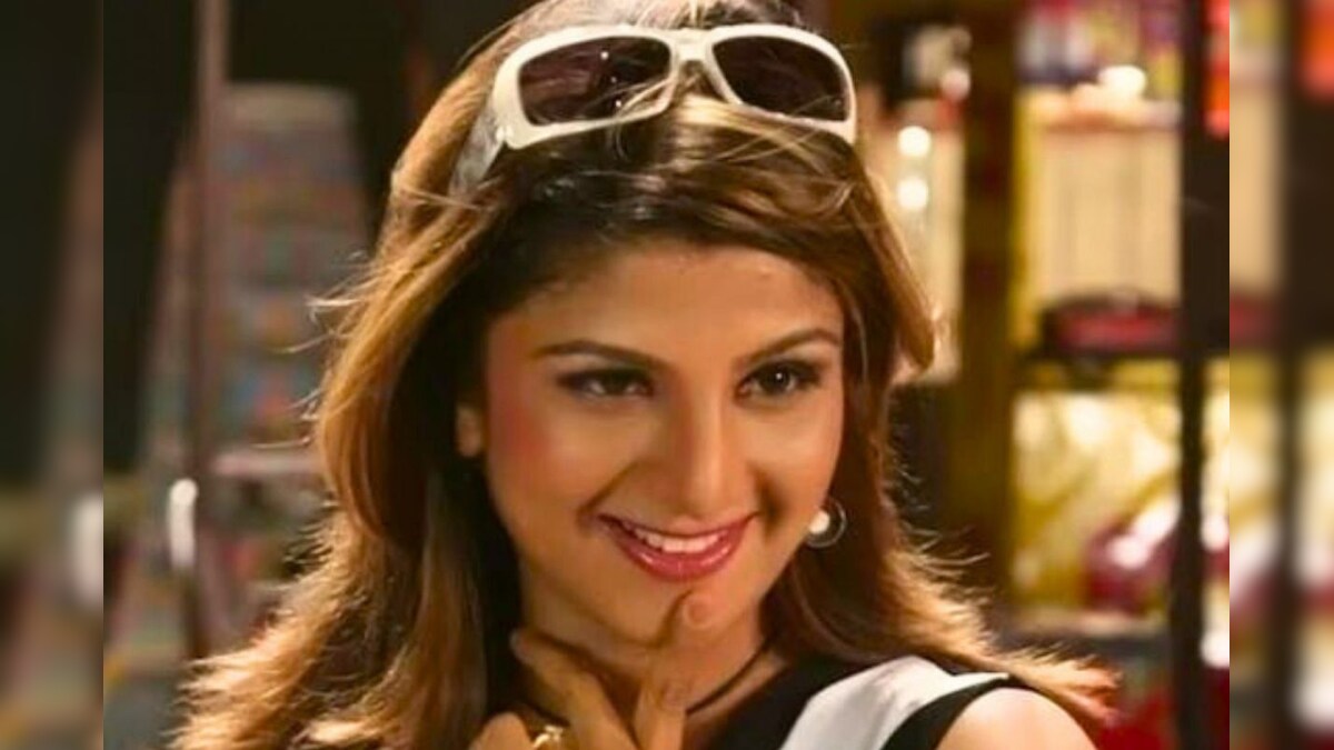 அம்மாவை மிஞ்சும் பேரழகு.. ரம்பா மகளின் அசத்தல் போட்டோஸ்.. இணையத்தில் வைரல்! – News18 தமிழ்