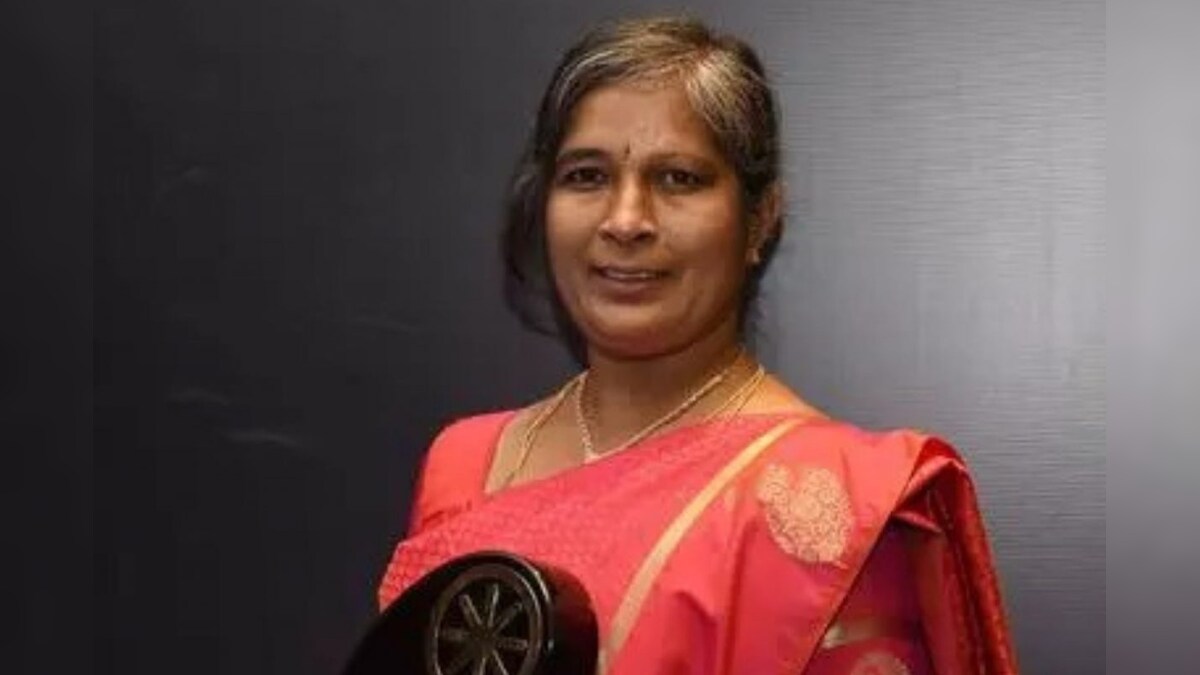 ரூ.35,000 கோடிக்கு சொத்து… இருப்பினும் எளிமை நிறைந்த வாழ்க்கை… கோடீஸ்வர இந்தியப் பெண்ணின் வெற்றிக் கதை! – News18 தமிழ்