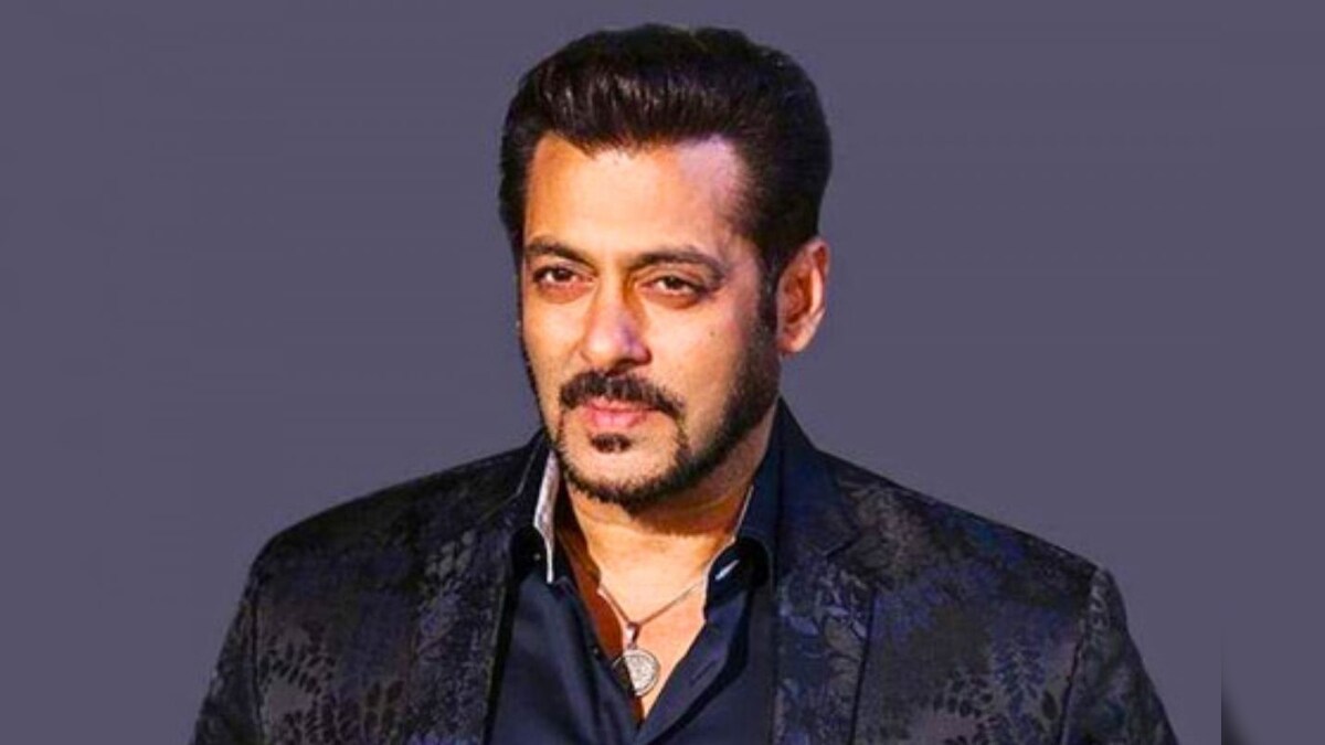 பிரபல பாலிவுட் நடிகர் சல்மான் கான் வீட்டின் அருகே துப்பாக்கிச் சூடு – News18 தமிழ்