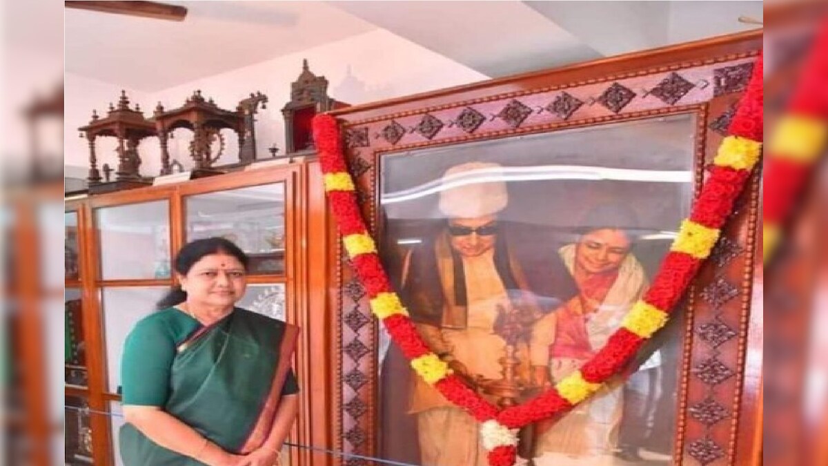 அதிமுக தொண்டர்கள், நிர்வாகிகளுக்கு அழைப்பு - தனி கட்சி துவங்குகிறாரா சசிகலா? – News18 தமிழ்