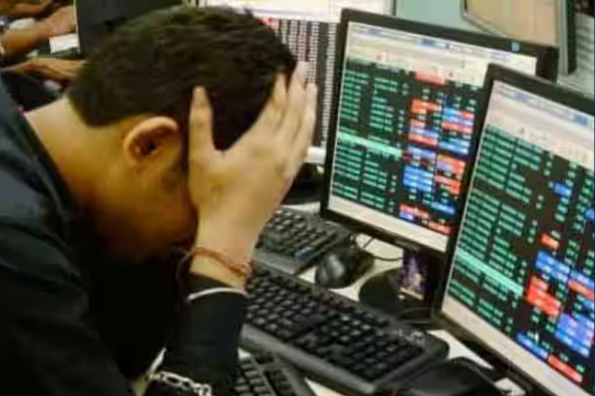 இந்திய பங்கு சந்தை சரிவு.. ஒரே நாளில் முதலீட்டாளர்களுக்கு ரூ.10 லட்சம் கோடிக்கு மேல் இழப்பு.. காரணம் என்ன? – News18 தமிழ்
