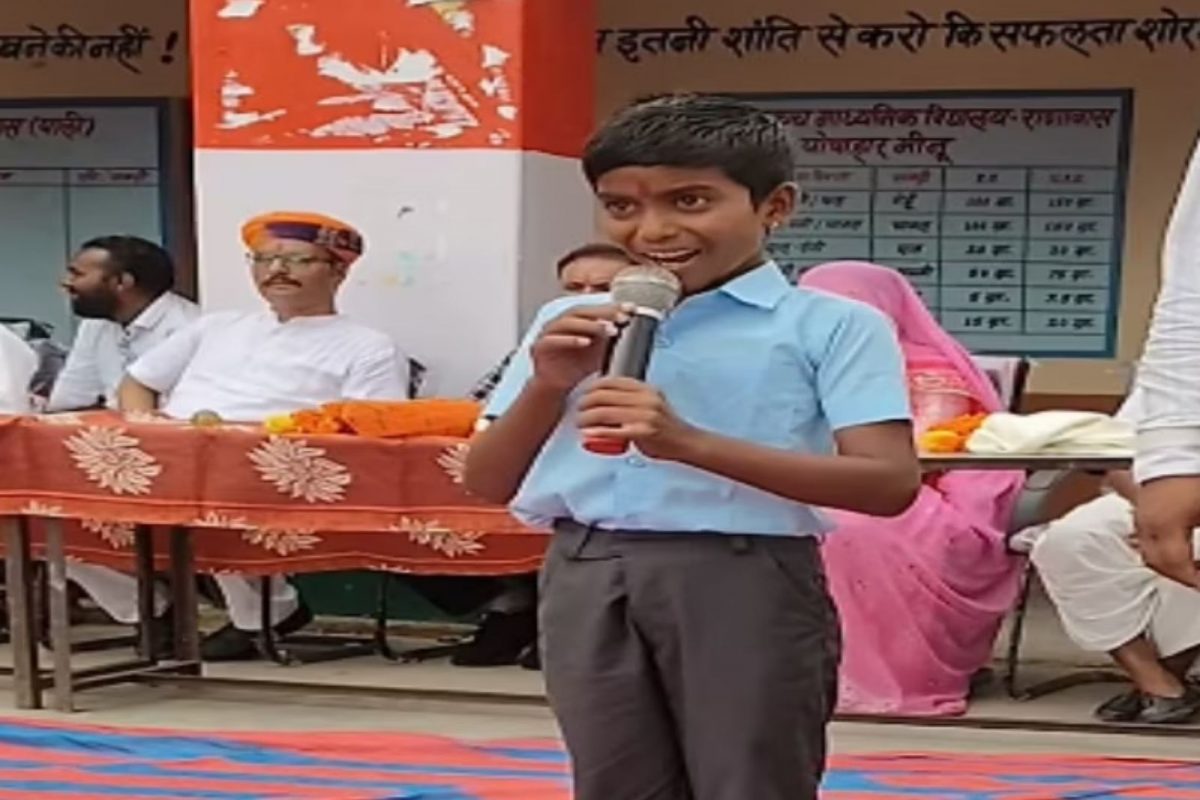 जानवरों की आवाज वाला अद्भुत लड़का…इंटरनेट पर वायरल हो रहा वीडियो! जानवरों की आवाज वाला अद्भुत लड़का…इंटरनेट पर वायरल हो रहा वीडियो!