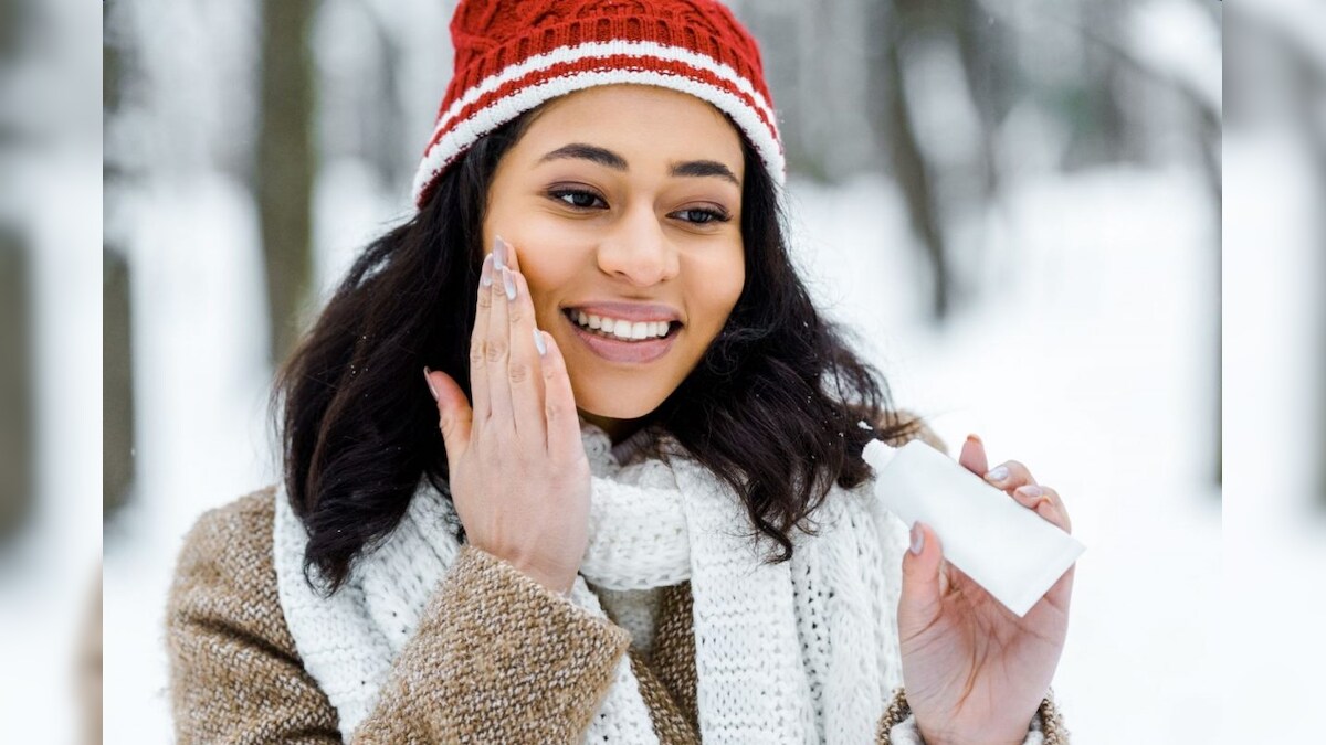 குளிர் காலத்தில் மிகவும் வறண்ட சருமத்தை நிர்வகிப்பது எப்படி? - நிபுணர் தரும் டிப்ஸ் இதோ...!! – News18 தமிழ்