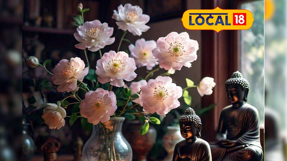 Divine Flowers: ”தெய்வீக மலர்கள்” - வீட்டில் பணத்தை பெருக்க இந்த பூ மட்டும் வளர்த்தால் போதும்... கஷ்டம் நீங்கி செல்வம் பெருகுமாம்...