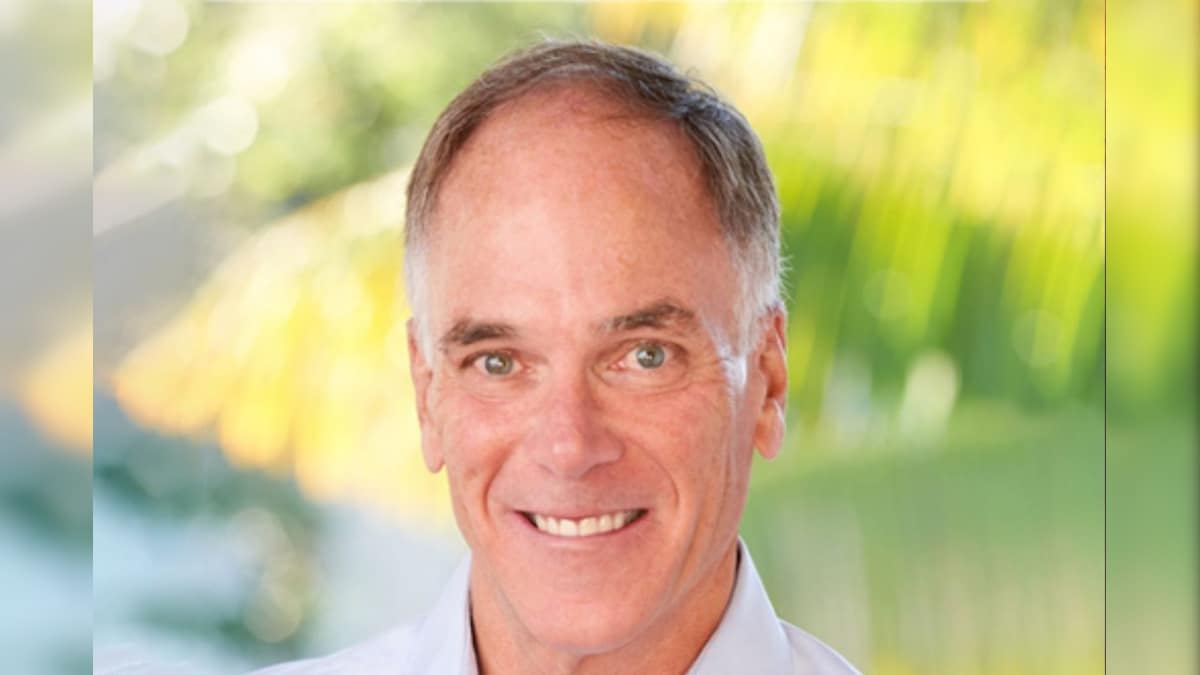 சாப்ட்வேர் இன்ஜினியர் முதல் ரூ.13,420 கோடி சொத்துகள் வரை - சாதித்து காட்டிய வால்டர் கோர்ட்ஷாக் ! – News18 தமிழ்