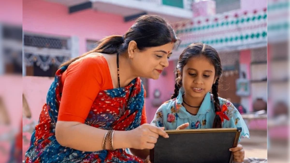 உங்களுக்கு பெண் குழந்தையா? - ரூ.70 லட்சம் ரிட்டர்ன் தரும் சேமிப்பு திட்டம் பற்றி தெரியுமா?