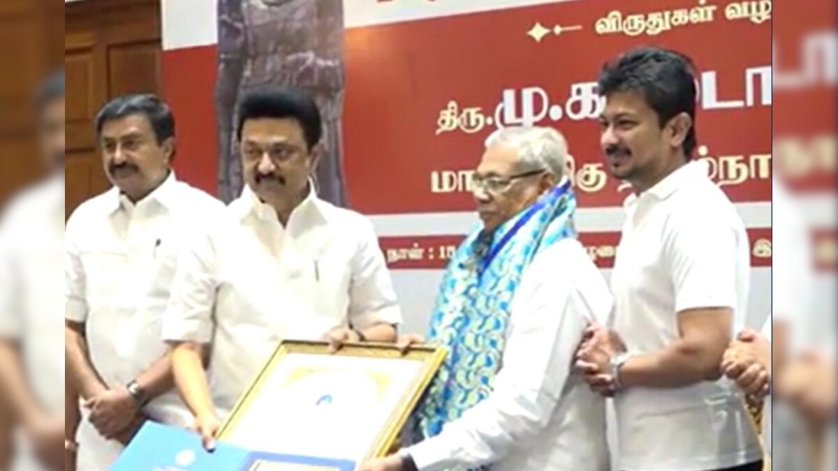 2025 அய்யன் திருவள்ளுவர் விருதை படிக்கராமு -வுக்கு வழங்கிய முதலமைச்சர் மு.க.ஸ்டாலின்