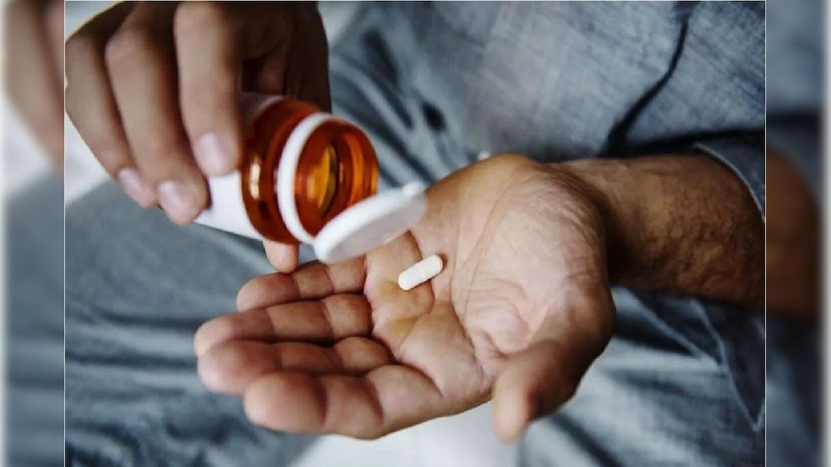 211 மருந்துகள் தரமற்றவை, 5 மருந்துகள் போலியானவை.. ஆய்வில் வெளியான அதிர்ச்சி தகவல்! | இந்தியா - News18 தமிழ்