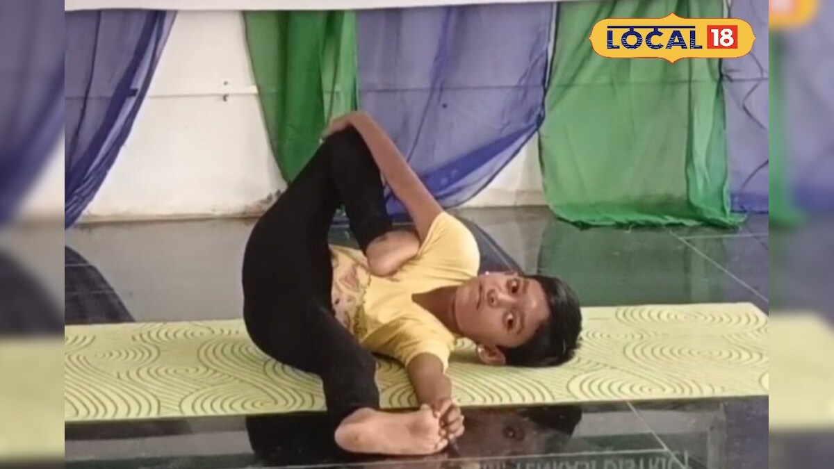 தென்காசி மாவட்ட அளவிலான யோகா போட்டி : 500 க்கும் மேற்பட்ட மாணவர்கள் பங்கேற்பு..!!